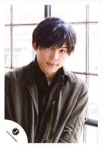 松村北斗 Sixtones ストーンズ の経歴と大学 小説やブログと私服